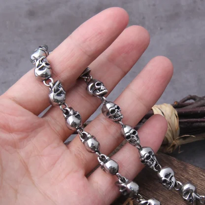 Skull Chain Necklace for Gothic Fashion - Image 2