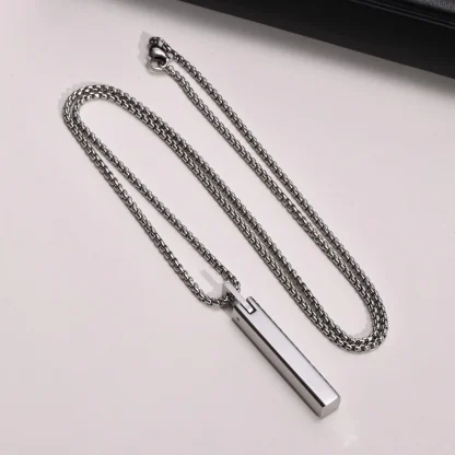 Simplicity Necklace with Vertical Bar Pendant - Image 7