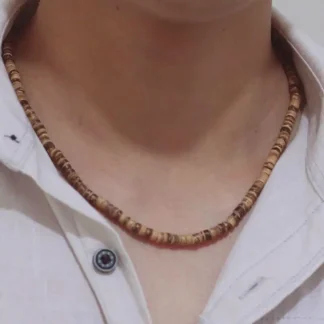 Vintage-style Wooden Beads Necklace