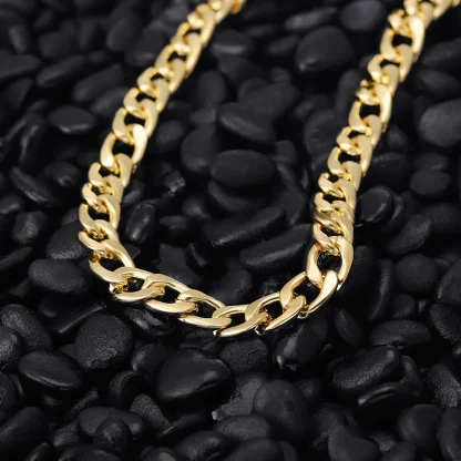 Classic Curb Chain Necklace for Men - Image 5